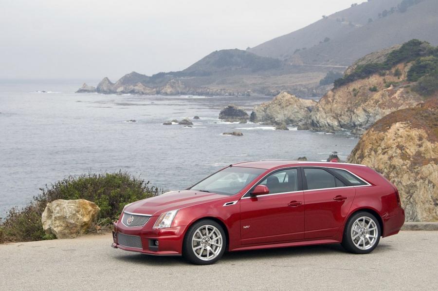  Cadillac CTS-V Wagon 2011 года  (фото 2 из 45)